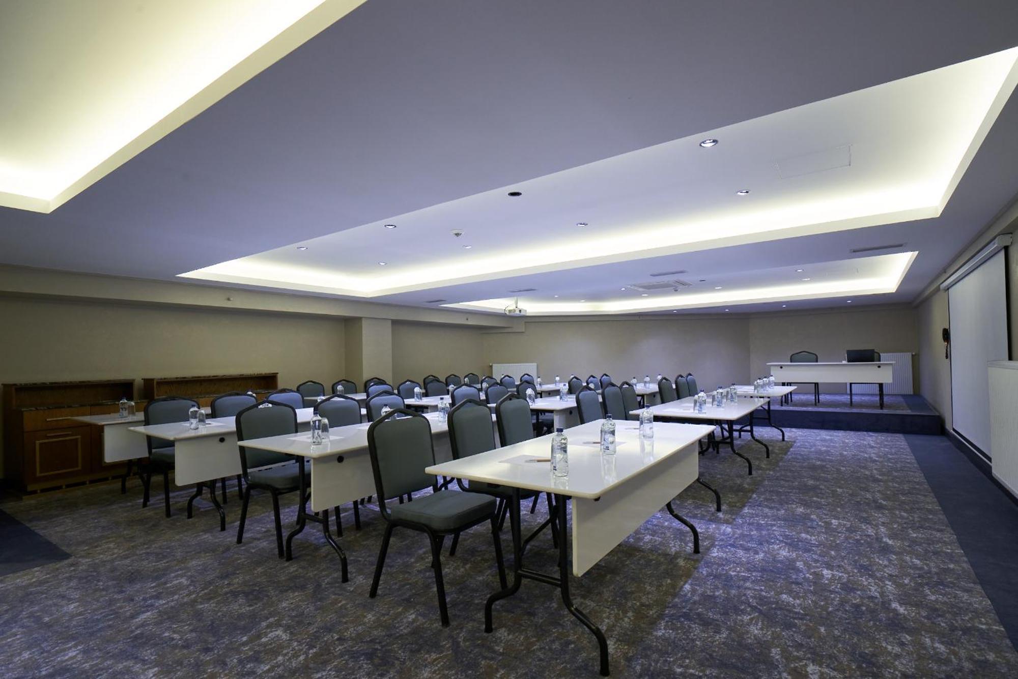Nova Vista Deluxe & Suites A Member Of Radisson Individuals Eskisehir Exterior photo