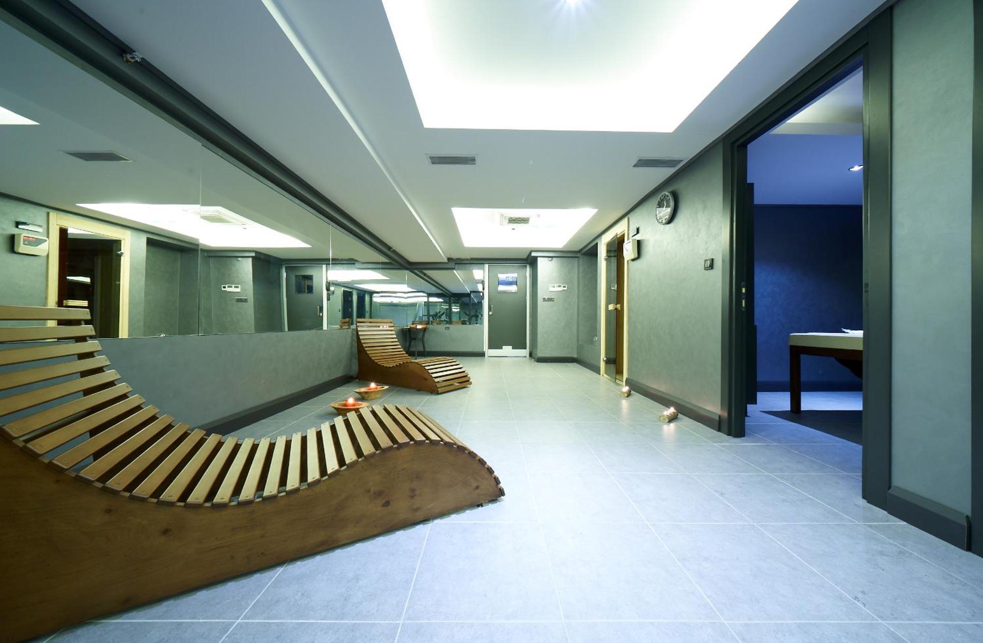 Nova Vista Deluxe & Suites A Member Of Radisson Individuals Eskisehir Exterior photo