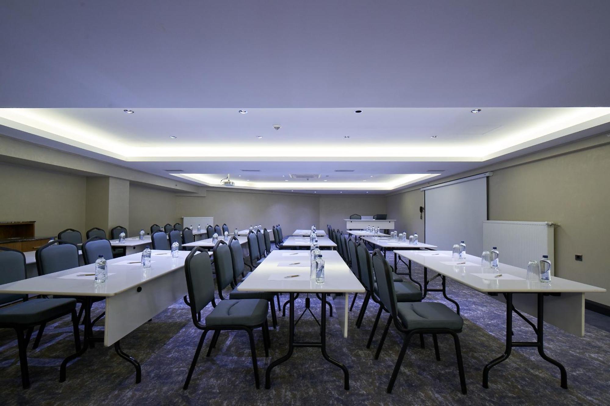 Nova Vista Deluxe & Suites A Member Of Radisson Individuals Eskisehir Exterior photo