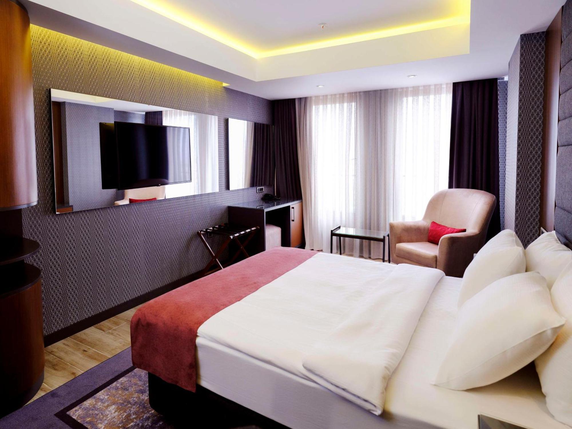 Nova Vista Deluxe & Suites A Member Of Radisson Individuals Eskisehir Exterior photo
